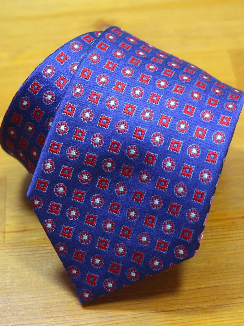 $550 BRIONI Navy Blue Red Aqua Geometric Medallion Handmade Italy Silk Neck Tie